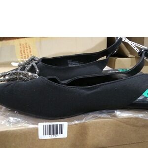 BCB Generation Women's Kristin Flat in Black Neoprene